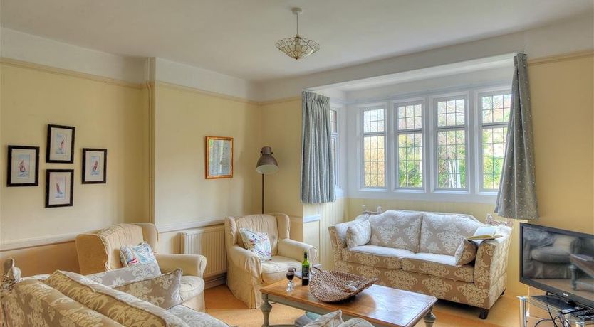 Photo of 2 Old Home Farm