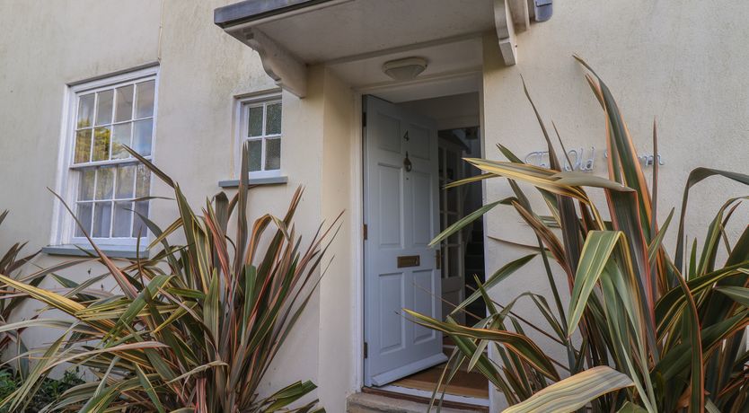 Photo of 4 East Cliff