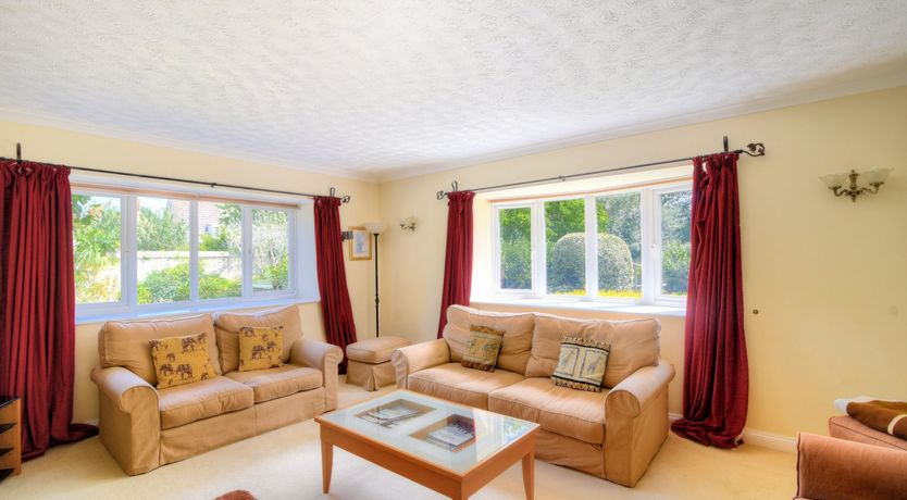 Photo of Manor Lodge