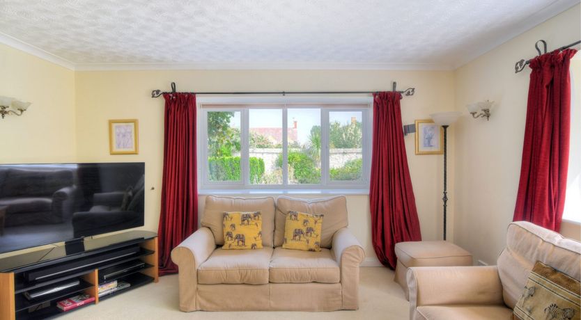 Photo of Manor Lodge