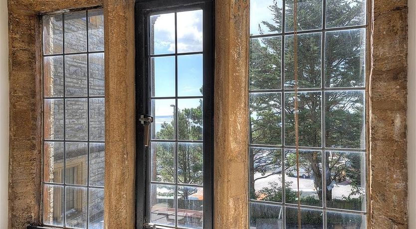 Photo of 7 Coram Tower