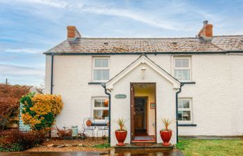 Bwthyn Gynon Holiday Cottage