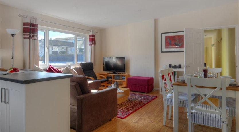 Photo of 2 Mill Green Court