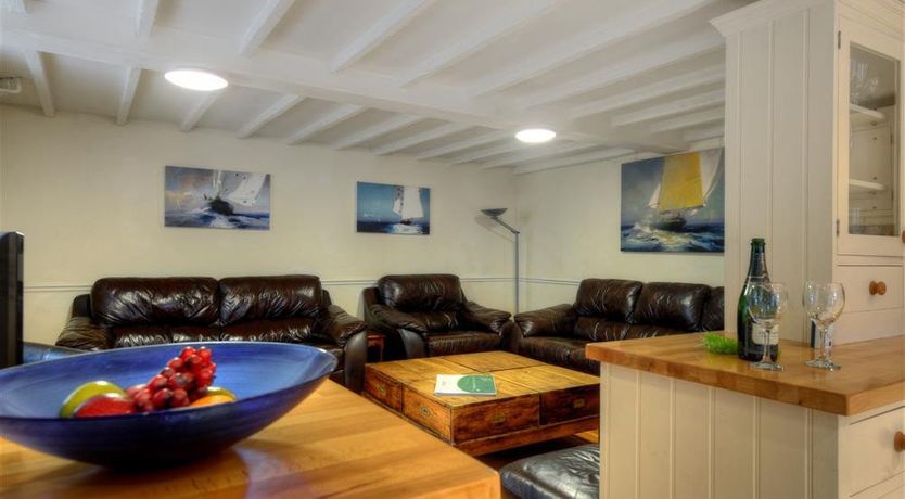 Photo of The White House