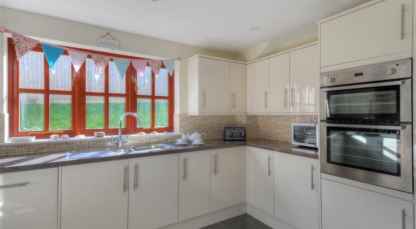 Photo of 28 Barnes Meadow