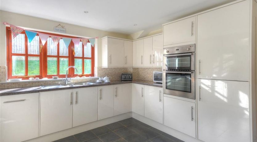 Photo of 28 Barnes Meadow