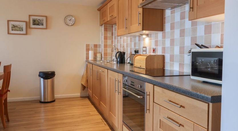 Photo of 5 Buckfields