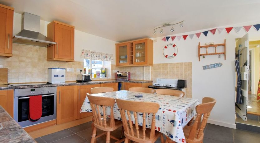 Photo of Hillside Cottage