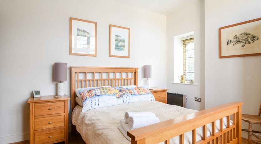 Photo of 3 Coram Tower