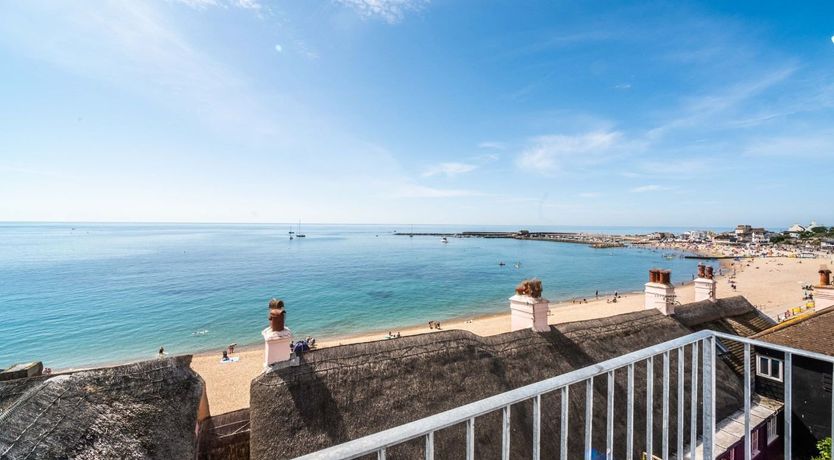 Photo of 3 Beach Way House