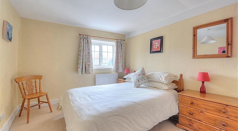 Photo of 4/5 Georges Square