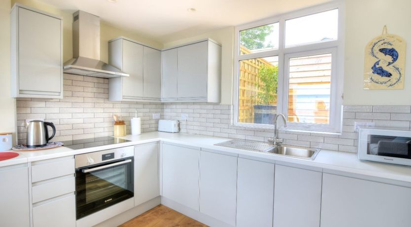 Photo of 2 Beach Way House