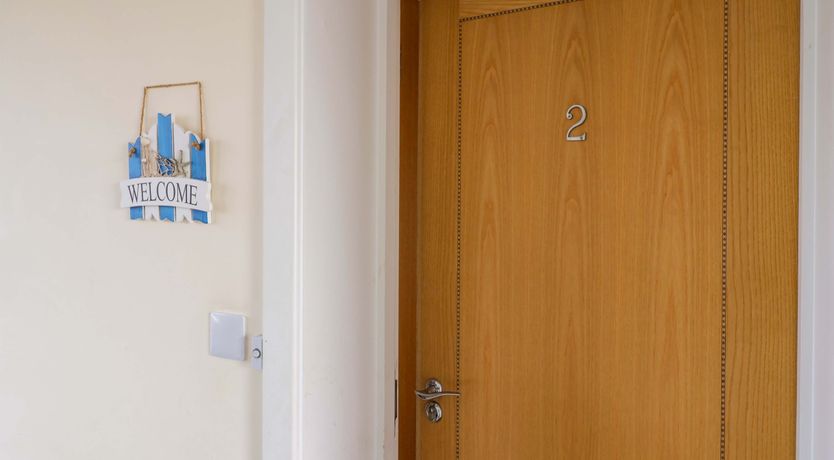 Photo of 2 Driftwood