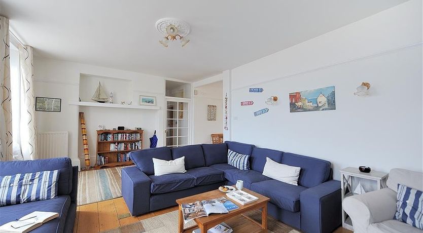 Photo of 1 Cobb House