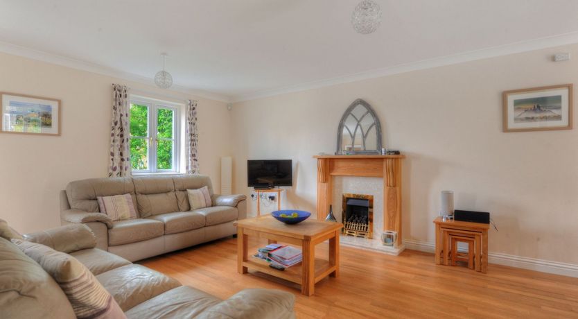 Photo of 1 Woodroffe Meadow