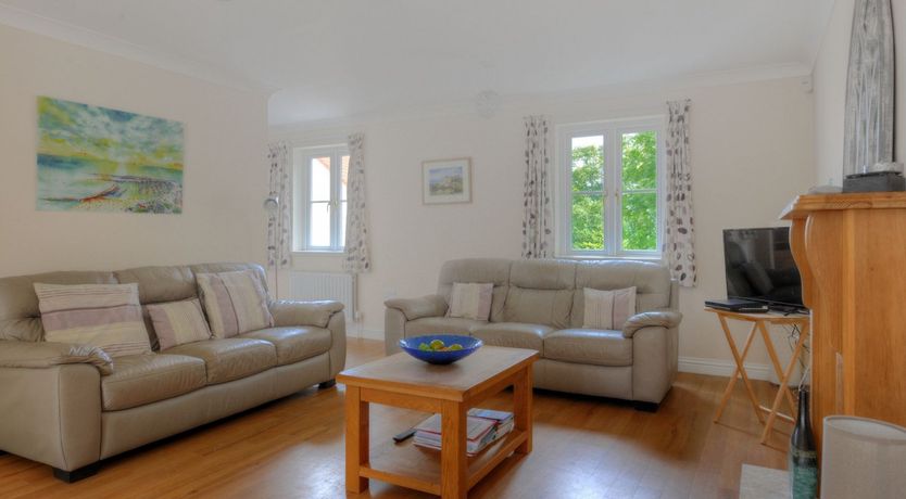 Photo of 1 Woodroffe Meadow