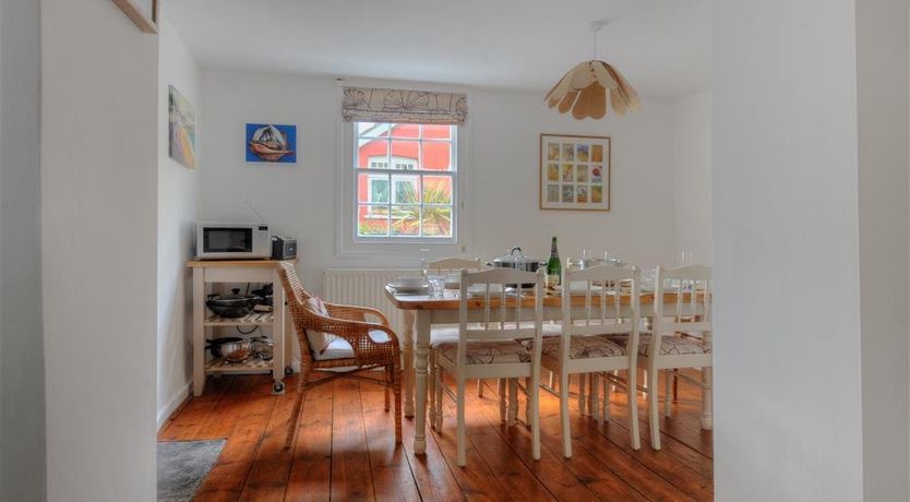 Photo of Hamilton House