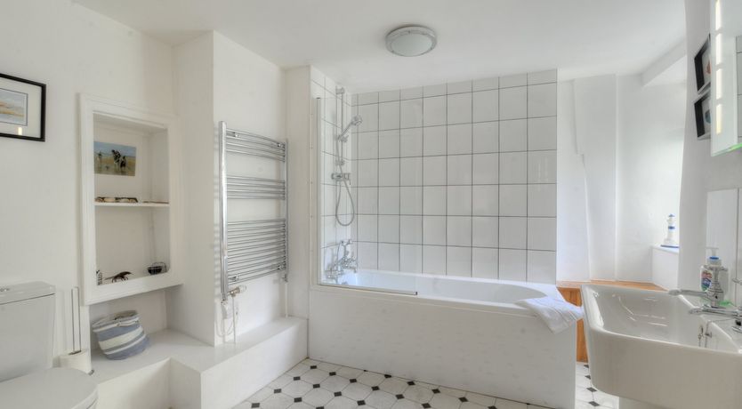 Photo of Hamilton House