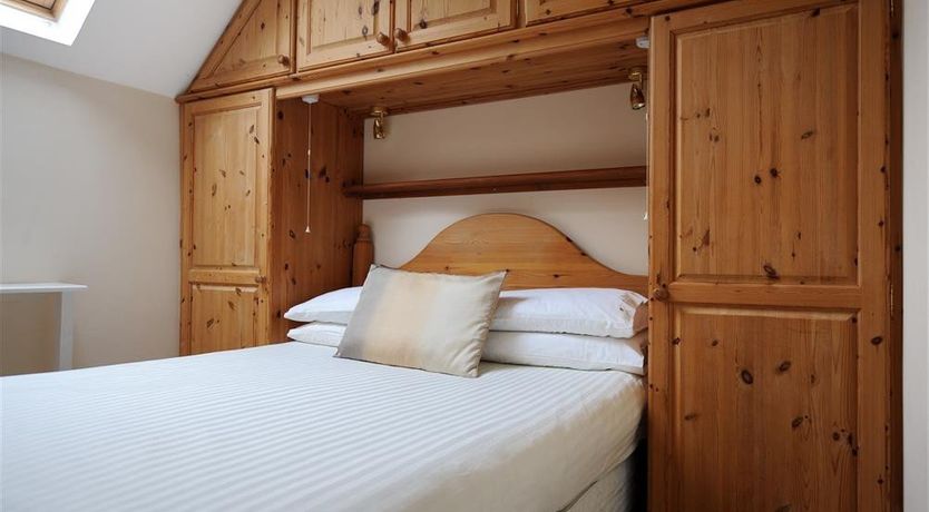 Photo of 48 Fernhill Heights