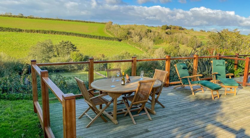 Photo of Kestrel, 19 Dartmouth Green