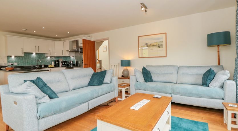 Photo of Kestrel, 19 Dartmouth Green