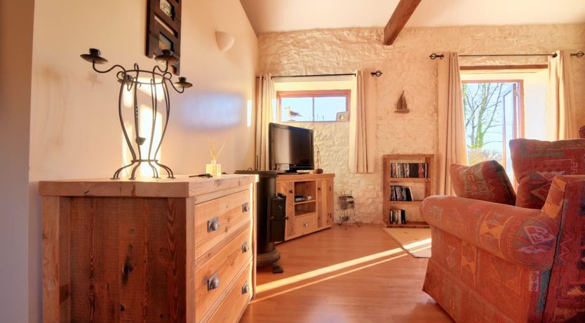 Photo of 2 Home Farm South