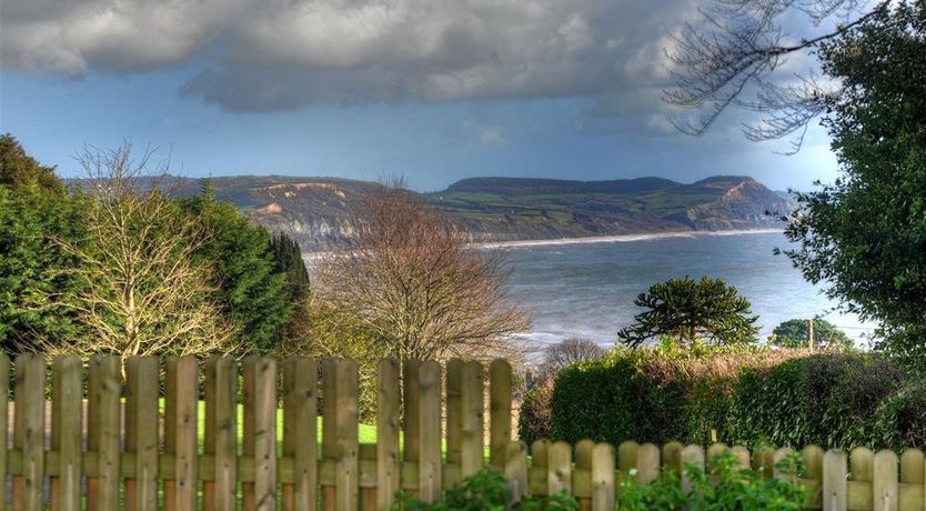 Photo of High Cliff Cottage