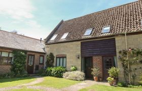 4 Afton Barns Holiday Cottage