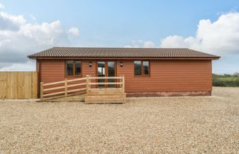Delphine Lodge, Meadow View Lodges Holiday Cottage