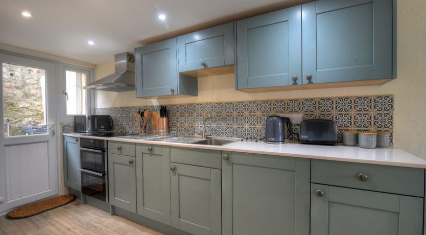 Photo of Smugglers Cottage