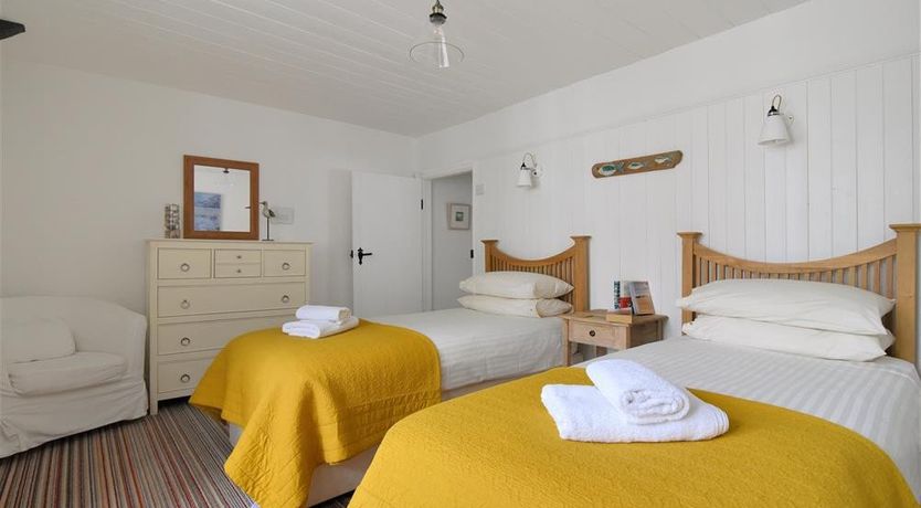 Photo of 12 Mill Green