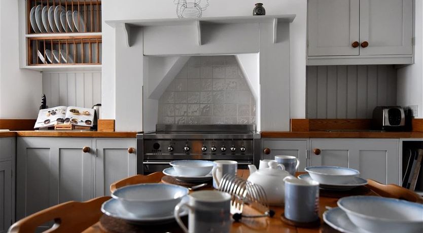 Photo of 12 Mill Green