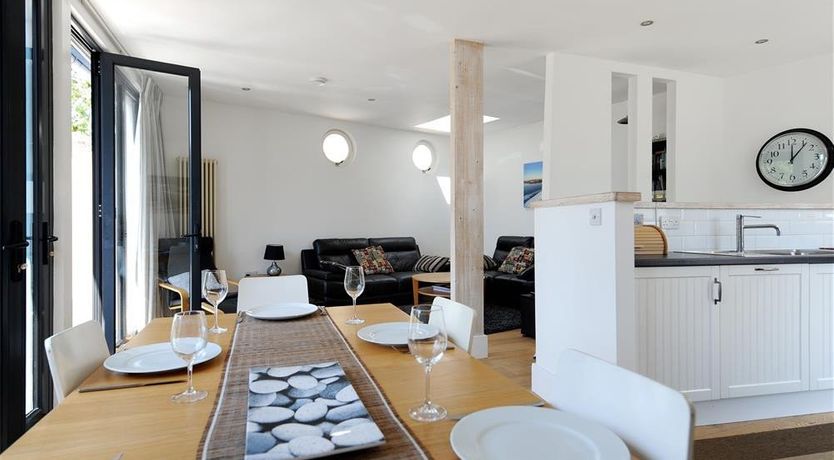 Photo of No. 2, 26 Broad Street