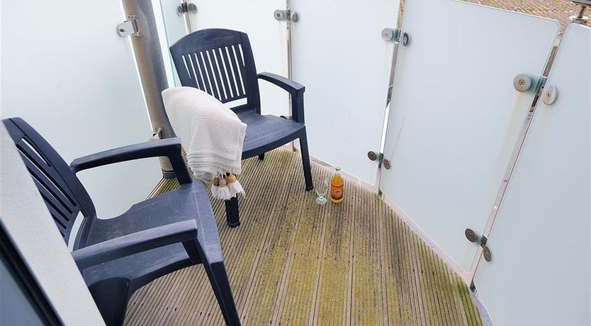 Photo of 8 Driftwood