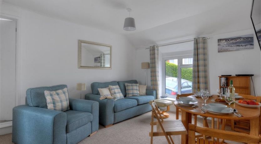 Photo of Hatchett Top Flat