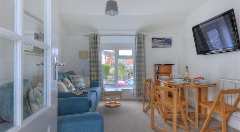 Photo of Hatchett Top Flat