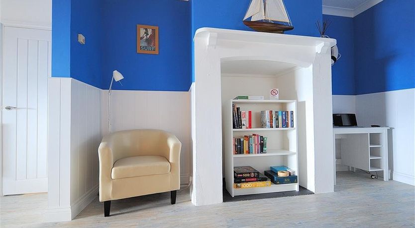 Photo of 1 Harbour Heights