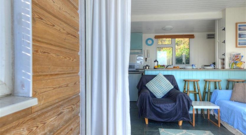 Photo of 1 Wellhayes