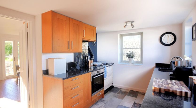 Photo of Hernelee Cottage