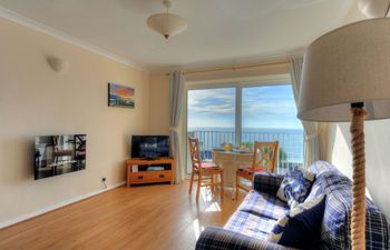 6 Bay View Court Holiday Cottage