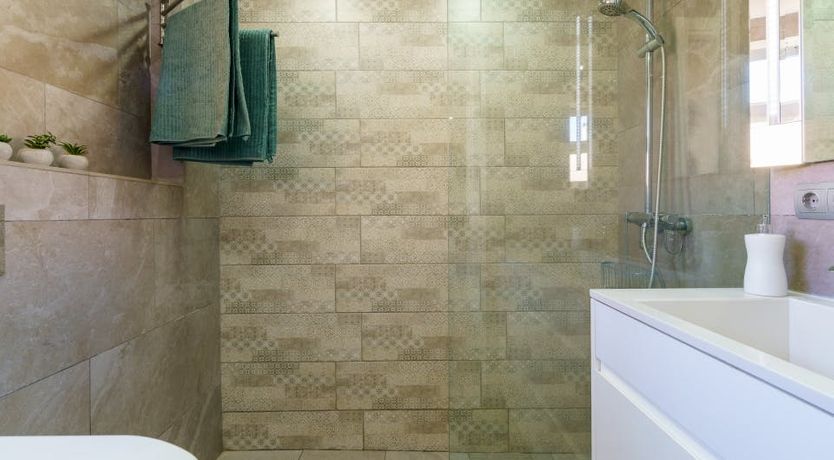 Photo of Kiss the Sun