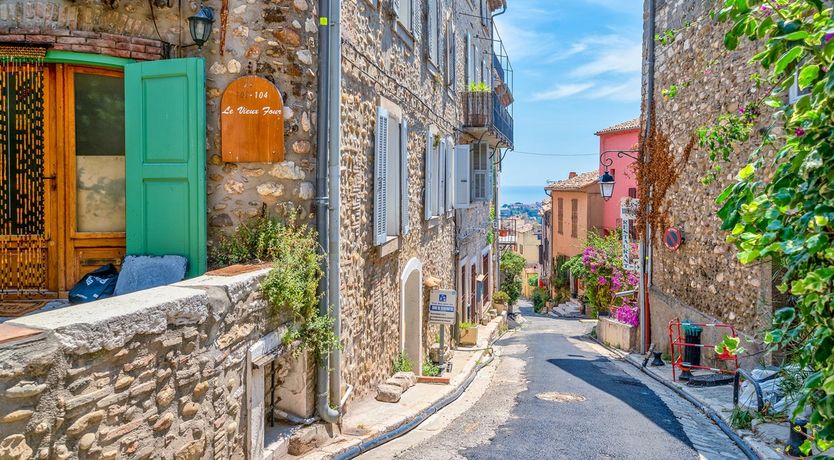 Photo of Don't Touch The Art