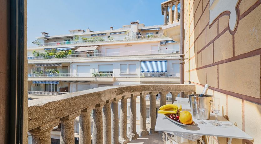 Photo of Chic & Sweet