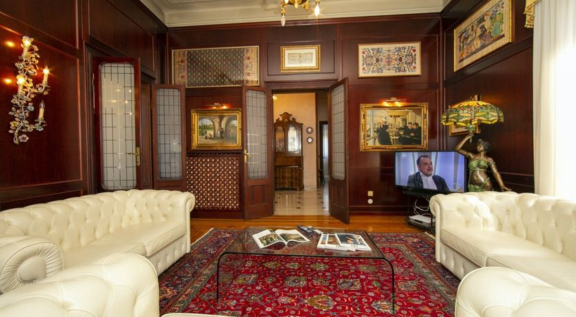 Photo of Light of the Chandelier