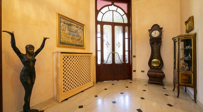 Photo of Light of the Chandelier