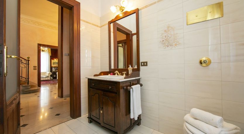 Photo of Light of the Chandelier