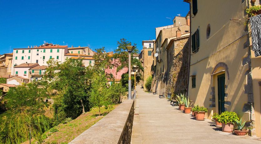 Photo of Under Tuscan Skies