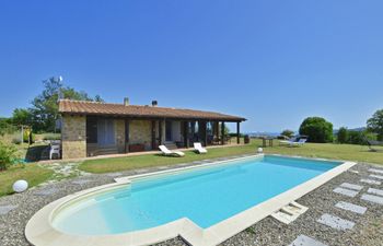 Under Tuscan Skies Villa