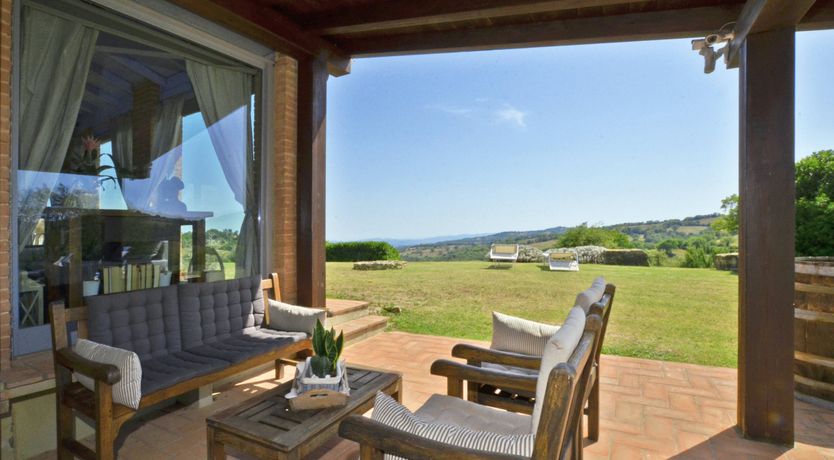 Photo of Under Tuscan Skies