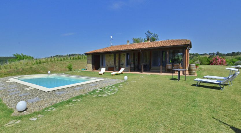 Photo of Under Tuscan Skies